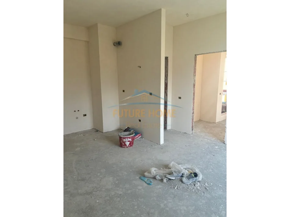 Tirane, shes apartament 1+1 Kati 6, 60 m² 99.000 € (ali dem)