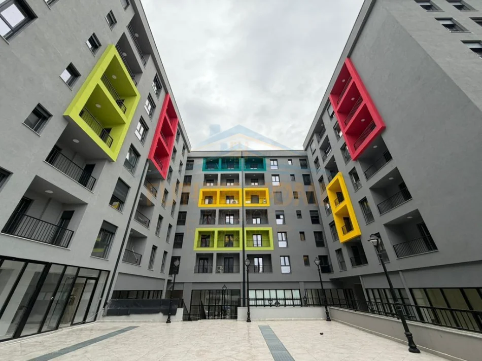 Tirane, shitet apartament 1+1 Kati 2, 118 m² 120.000 € (Color Splash Residence,Paskuqan)
