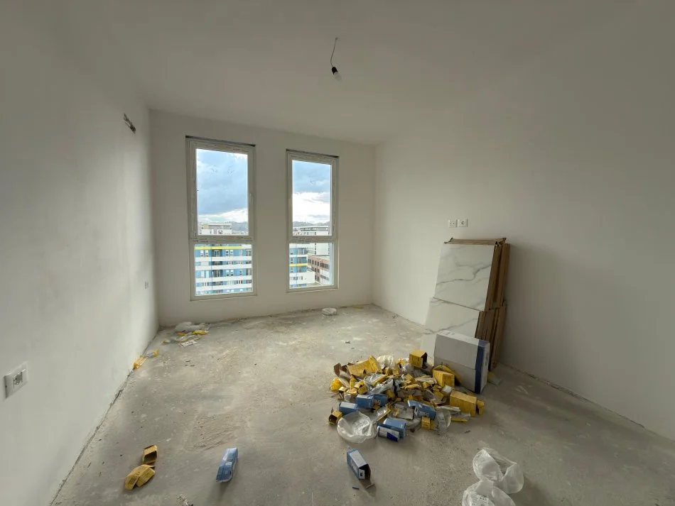 Tirane, shitet apartament 2+1+Ballkon Kati 7, 117 m² (Univers city)