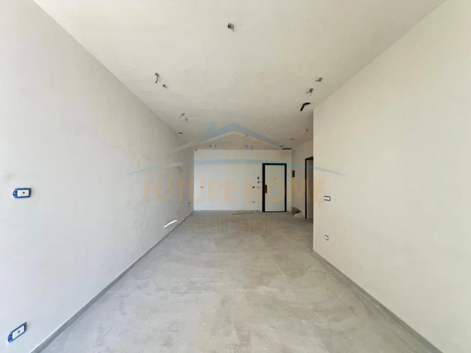 Vlore, shitet apartament 1+1+Ballkon Kati 2, 95 m² 348.000 € (Folie Village, Jale)