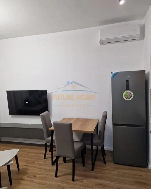 Tirane, jepet me qera apartament 1+1 Kati 5, 60 m² 550 € (Ali Demi)