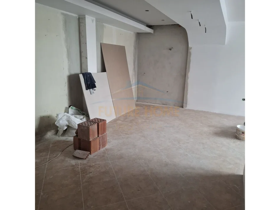 Tirane, shitet apartament 3+1+Aneks+Ballkon Kati 1, 182 m² 272.550 € (Nela 6, Yzberisht)