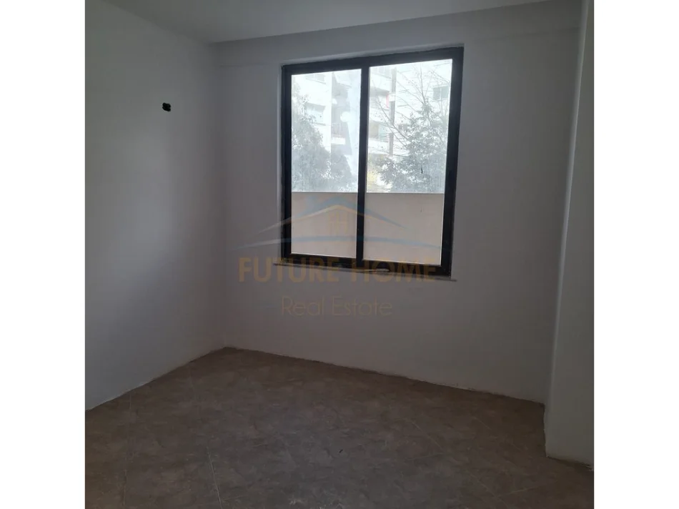 Tirane, shitet apartament 3+1+Aneks+Ballkon Kati 1, 182 m² 272.550 € (Nela 6, Yzberisht)