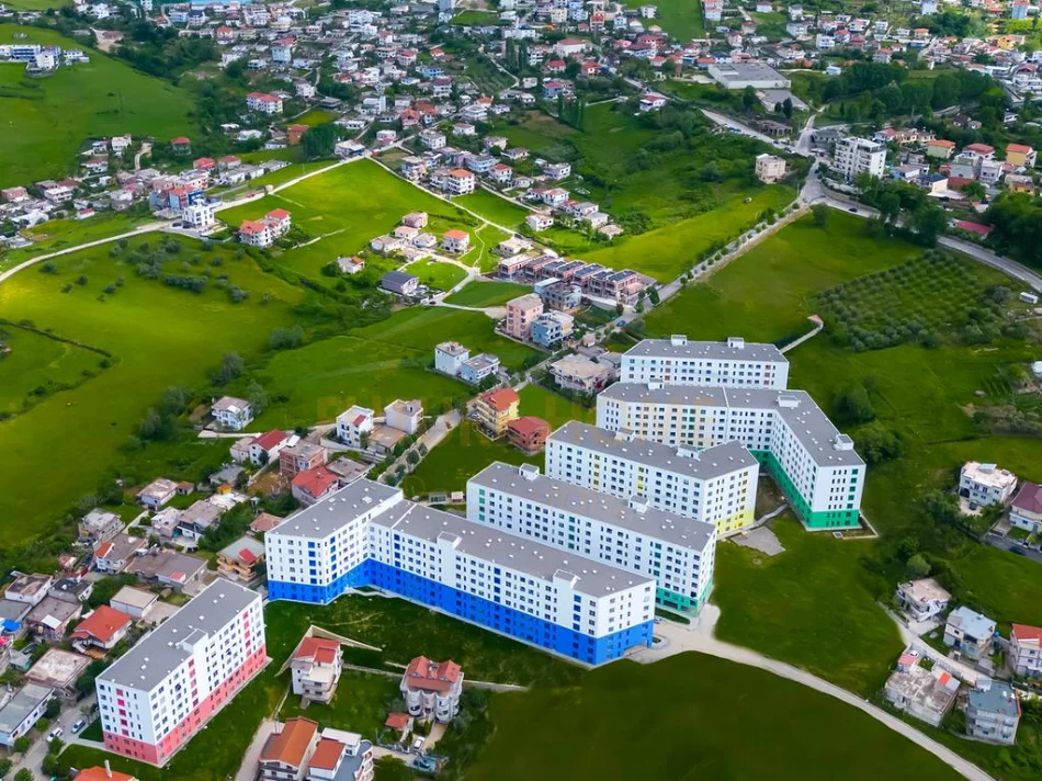 Tirane, shitet apartament 1+1 Kati 6, 61 m² 115.400 € (Residenca Kaimi, Ali Demi)