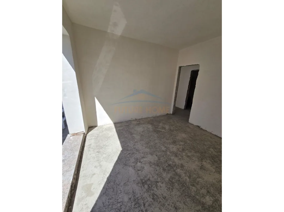 Durres, shitet apartament 2+1+Ballkon Kati 5, 75 m² 105.000 €