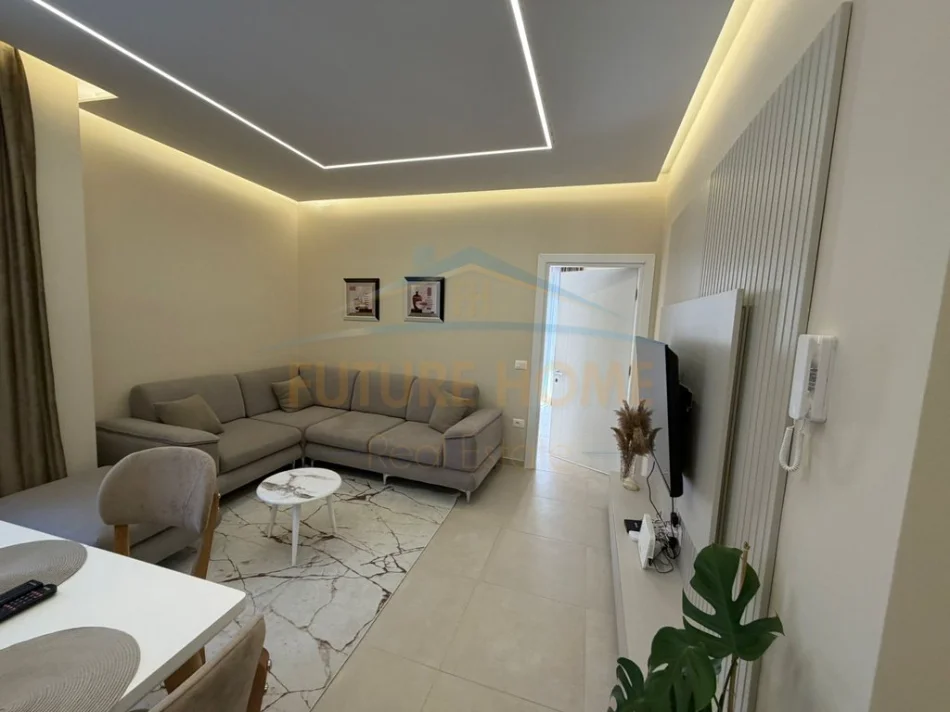 Golem, shitet apartament 1+1 , 68 m² 155.000 € (MALI ROBIT)