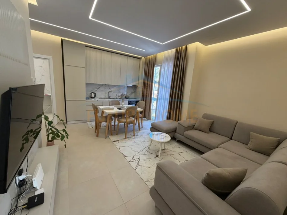 Golem, shitet apartament 1+1 , 68 m² 155.000 € (MALI ROBIT)