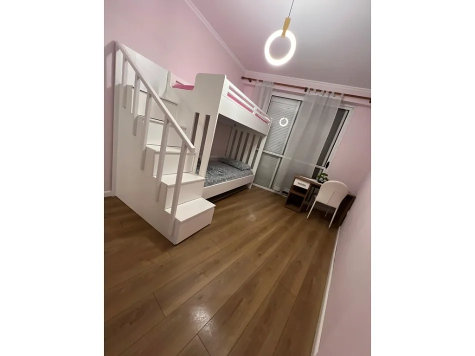 Tirane, shitet apartament 2+1+Ballkon Kati 5, 117 m² 173.000 € (Unaza e Re)