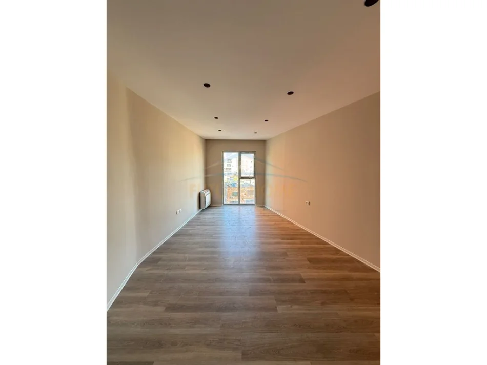 Tirane, shitet apartament 2+1+2, Kati 5, 103 m² 257.500 € (Rruga Qemal Stafa)