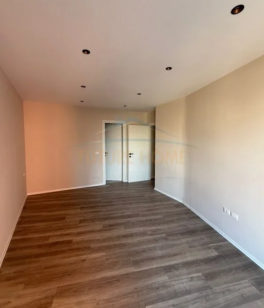 Tirane, shitet apartament 2+1 Kati 5, 103 m² 257.500 € (rruga qemal stafa)