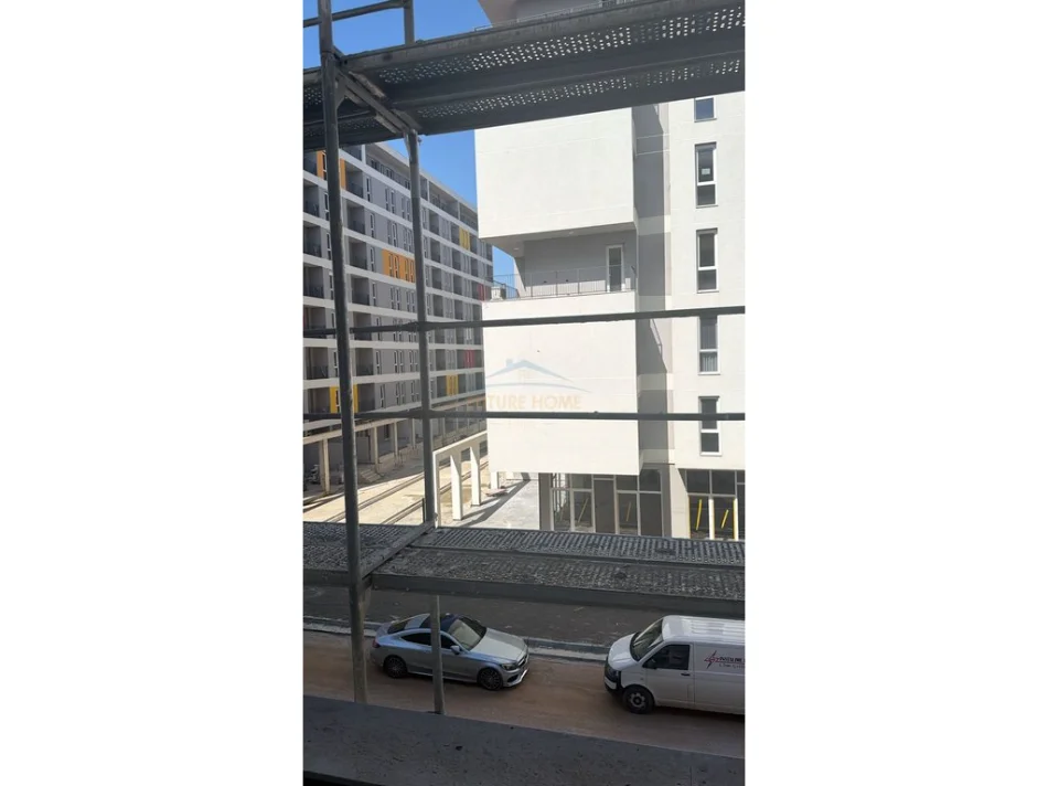 Tirane, shitet apartament 2+1 Kati 2, 109 m² 131.316 € (Univers City)