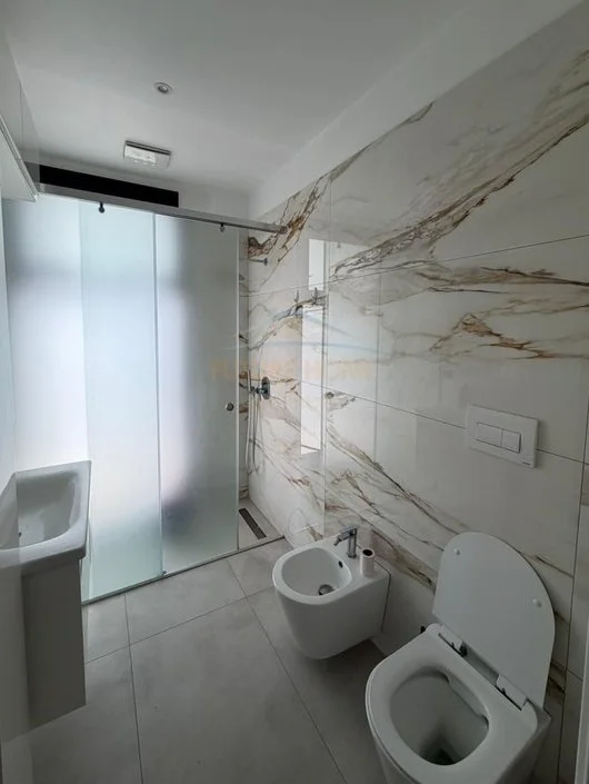 Tirane, shitet apartament 3+1 Kati 2, 130 m² 495.000 € (Sofia Hill Residence)