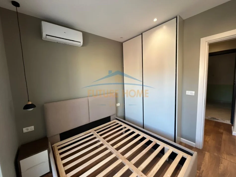 Tirane, shitet apartament 1+1+Ballkon Kati 3, 53 m² 155.000 € (Mine Peza)