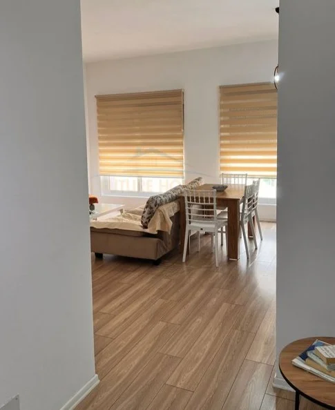 Tirane, jepet me qera apartament 2+1 Kati 4, 76 m² 530 € (Kompleksi Mangalem,Alidem)