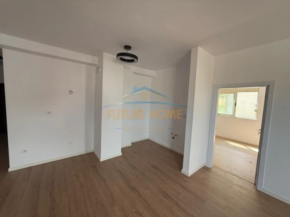 Tirane, shitet apartament 2+1, Kati 3, 93 m² 175.000 € (Kodra e Diellit)