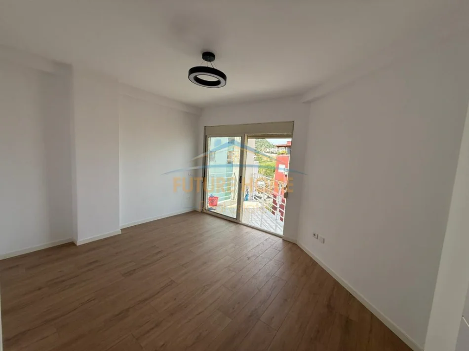 Tirane, shitet apartament 2+1 Kati 3, 93 m² 175.000 € (KODRA E DIELLIT)