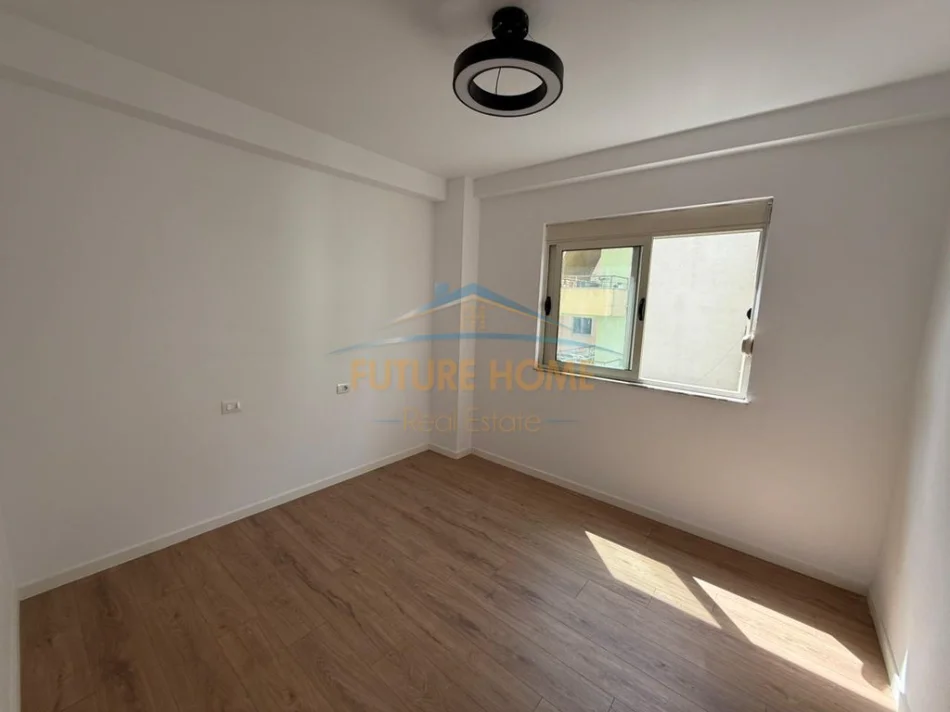 Tirane, shitet apartament 2+1 Kati 3, 93 m² 175.000 € (KODRA E DIELLIT)