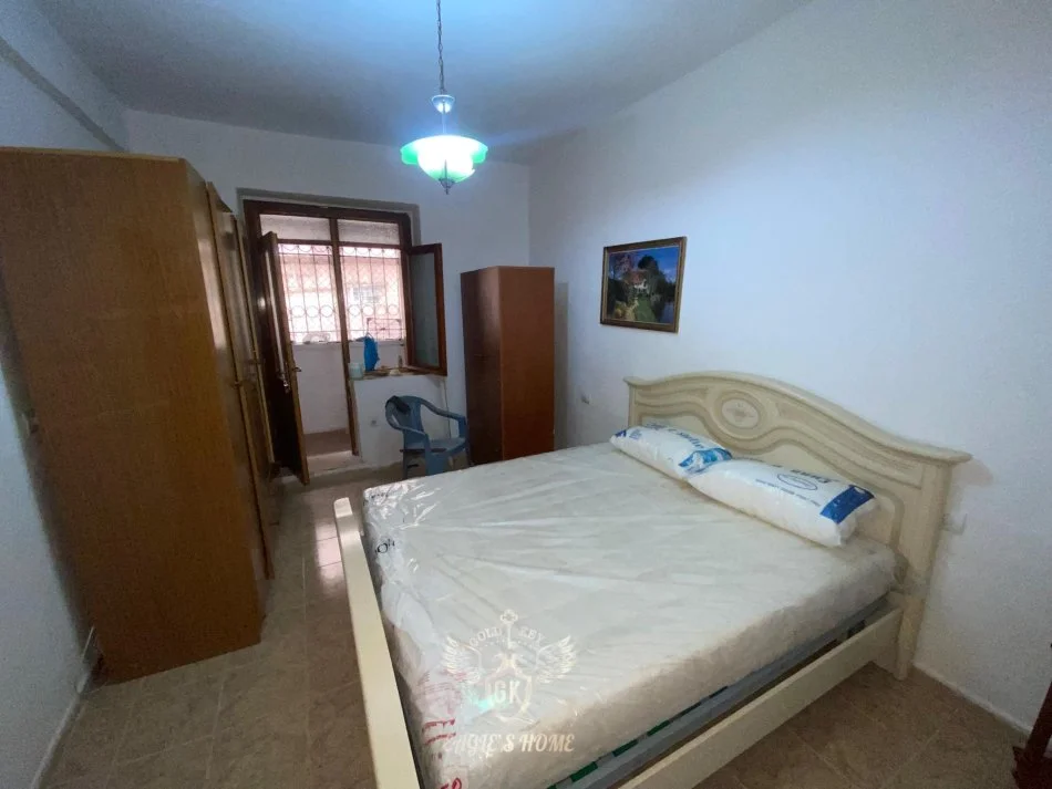 Durres, jepet me qera apartament 1+1 , 65 m² 250 € 