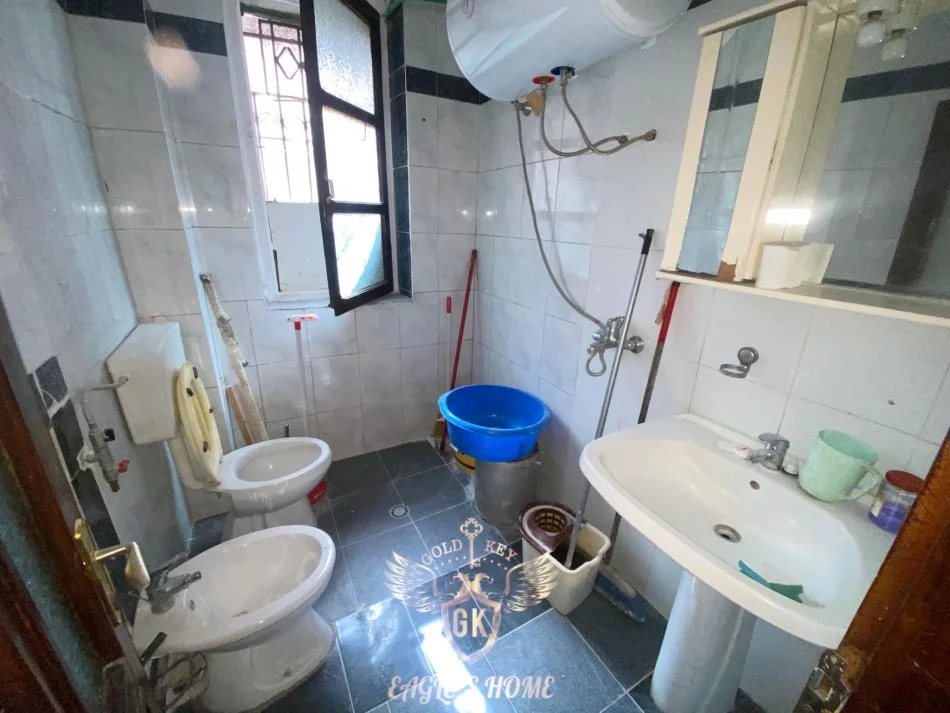 Durres, jepet me qera apartament 1+1 , 65 m² 250 € 