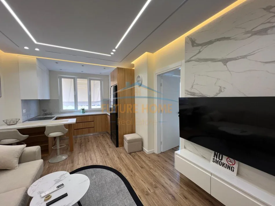 Tirane, jepet me qera 1+1 Kati 3, 82 m² 650 € (RRUGA DRITAN HOXHA)