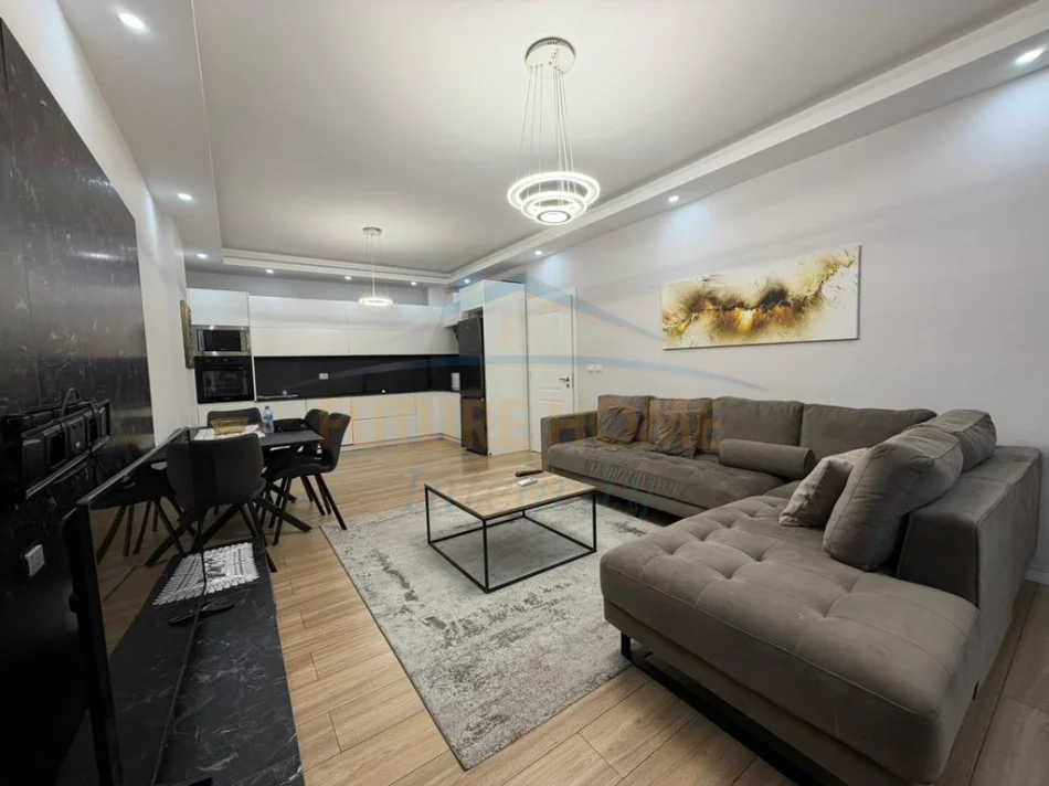 Tirane, jepet me qera apartament 2+1 Kati 5, 100 m² 600 € (Bar Artisti.)