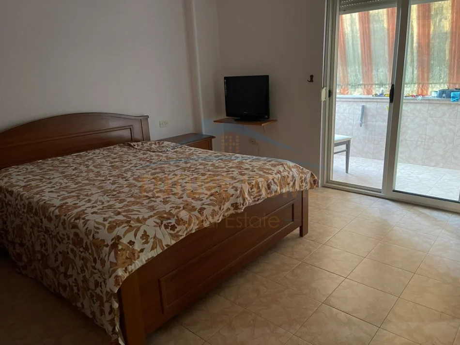 Tirane, shitet apartament 2+1+2+Ballkon Kati 3, 131 m² 265.000 € (Bulevardi Gjergj Fishta)