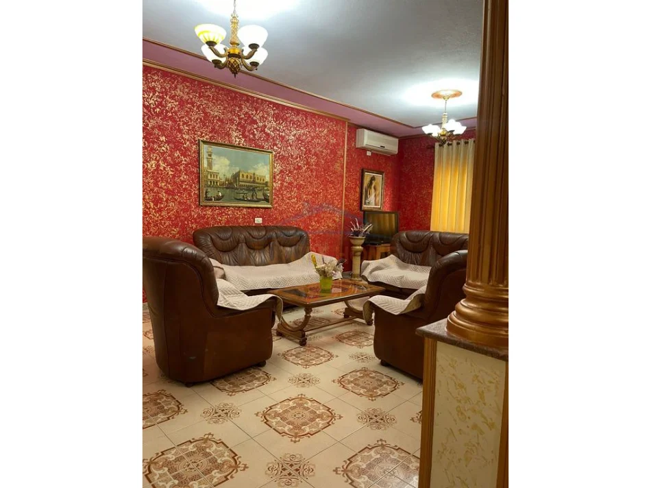 Shqiperi, jepet me qera apartament 3+1+Ballkon Kati 3, 132 m² 749 € (Bulevardi Gjergj Fishta)