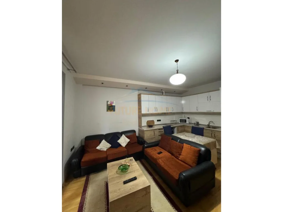 Tirane, jepet me qera apartament 2+1 Kati 2, 91 m² 450 € (Fresk)