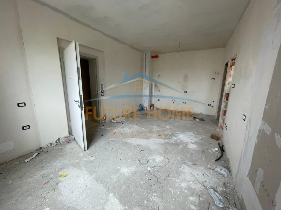 Tirane, shitet apartament 1+1 Kati 2, 54 m² 120.000 € (Henke Residence)