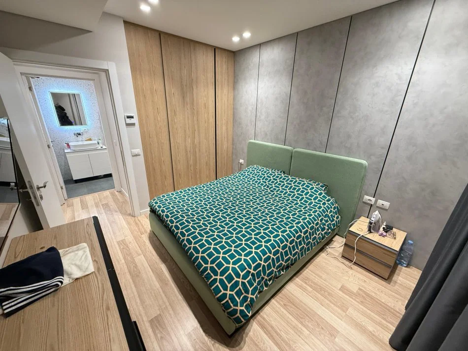 Tirane, jepet me qera apartament 1+1 Kati 4, 56 m² 500 € (Casaitalia)