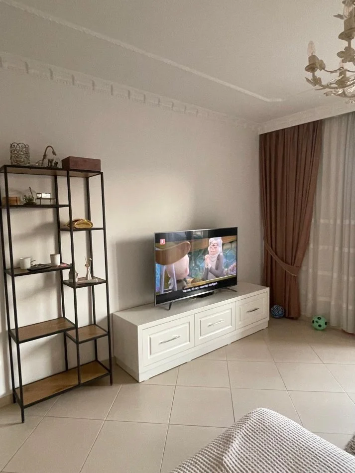 Shqiperi, jepet me qera apartament 2+1+Ballkon Kati 6, 105 m² 600 € (Teodor Keko)