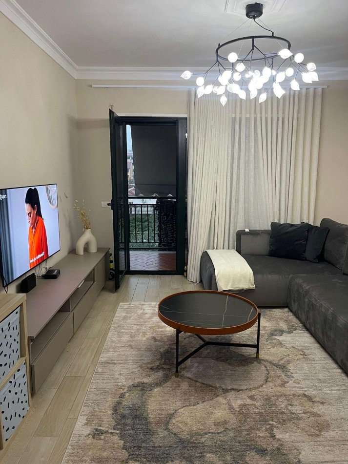 Tirane, jepet me qera apartament 1+1+Ballkon Kati 2, 55 m² 550 € (Astir ,Rezidenca Green City)