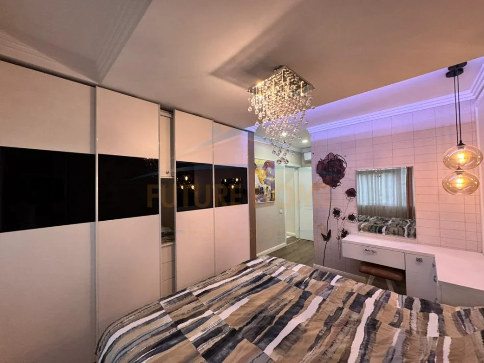 Tirane, shitet apartament 2+1 Kati 3, 120 m² 360.000 € (Kompleksi "FZ 2", Liqeni i Thatë.)