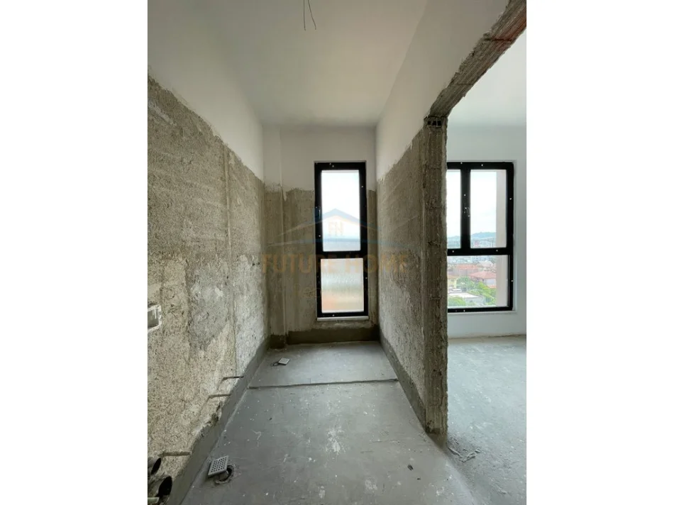 Tirane, shitet apartament 3+1 Kati 6, 119 m² 203.200 € (Tirana Entry I)