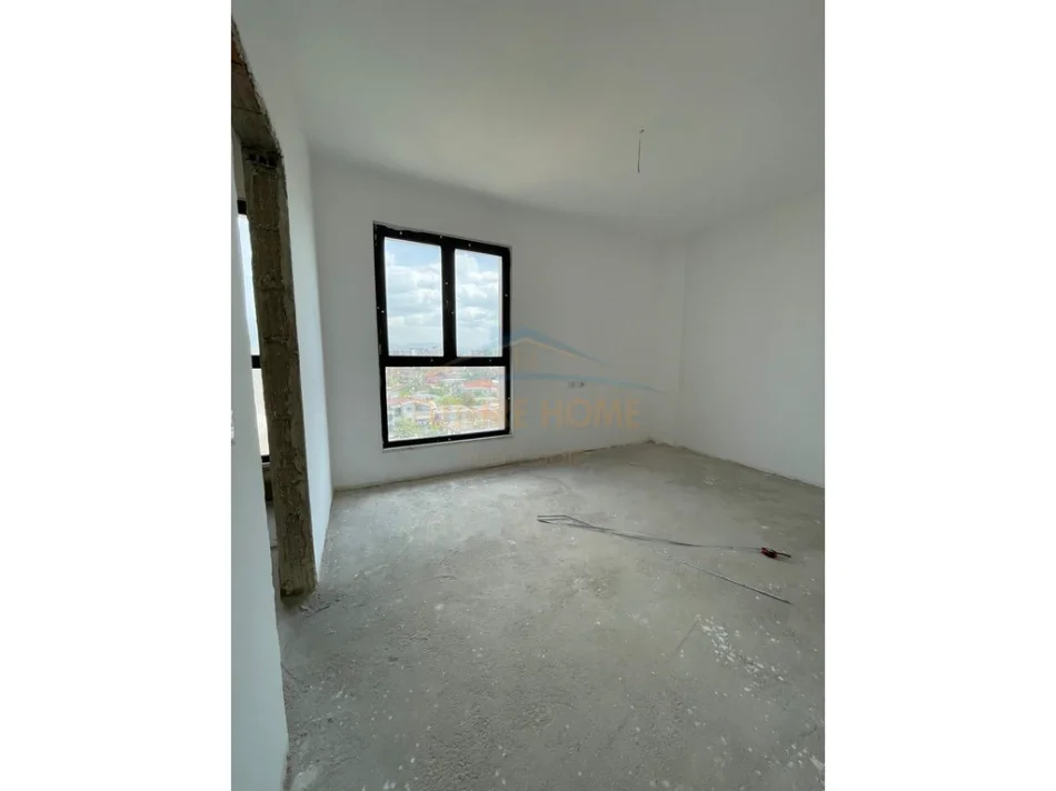 Tirane, shitet apartament 3+1+Ballkon Kati 6, 119 m² 178.200 € (TIRANA ENTRY 1)