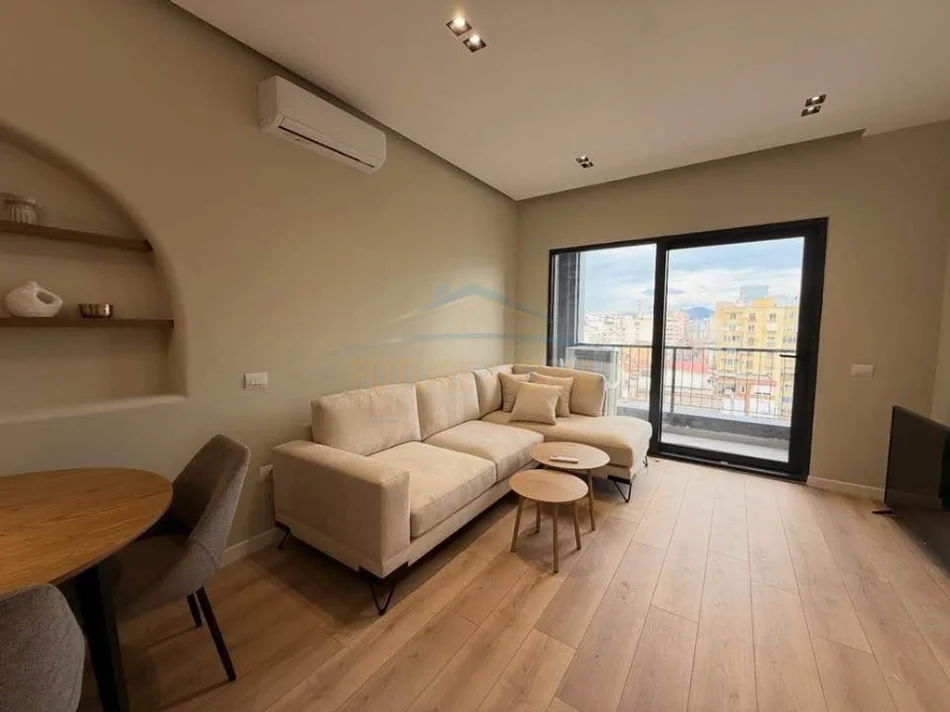 Tirane, shitet apartament 1+1+Aneks+Ballkon Kati 7, 64 m² 215.000 € (Rruga e Barrikadave)
