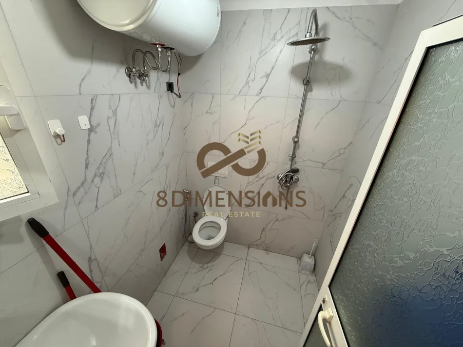 Tirane, jepet me qera apartament 1+1 Kati 1, 42 m² 300 € 