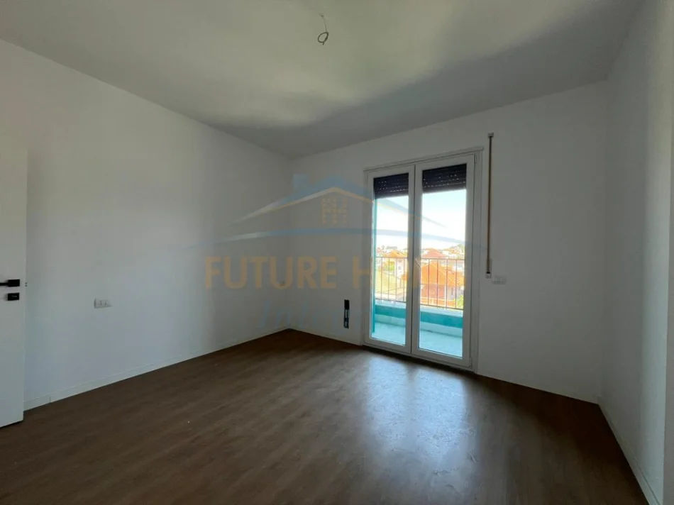 Tirane, shitet apartament 1+1+Ballkon Kati 3, 69 m² 85.000 € (PASKUQAN)