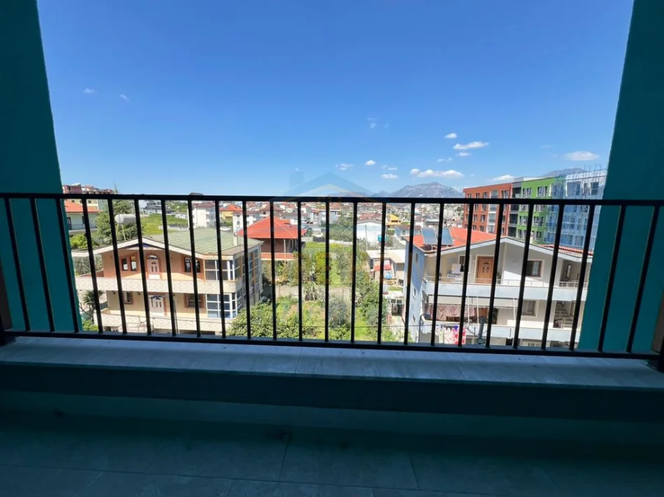 Tirane, shitet apartament 1+1+Ballkon Kati 3, 69 m² 85.000 € (PASKUQAN)