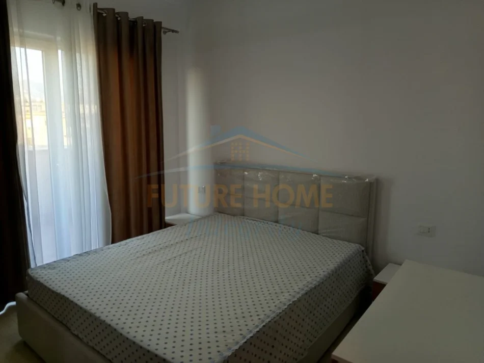 Tirane, jepet me qera apartament 2+1+Ballkon Kati 3, 80 m² 650 € (Kompleksi Aura)