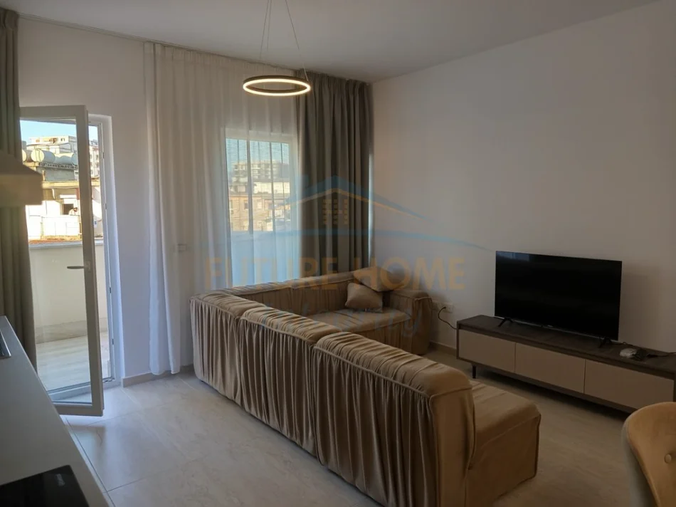 Tirane, jepet me qera apartament 2+1 , 80 m² 700 € (RRUGA DRITAN HOXHA)