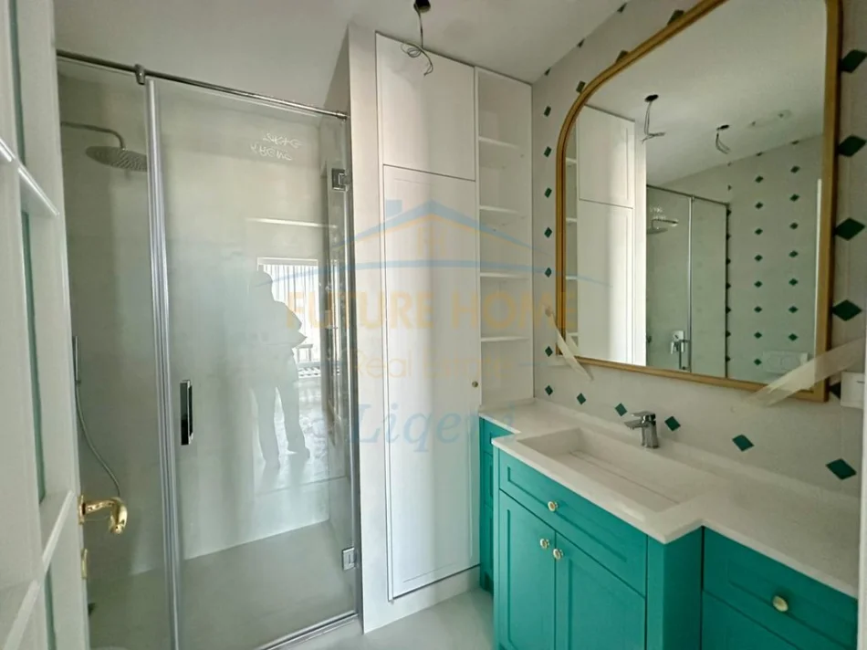 SHITET APARTAMENT 2+1+2 NE DOWNTOWN ONE, RRUGA ELBASANIT