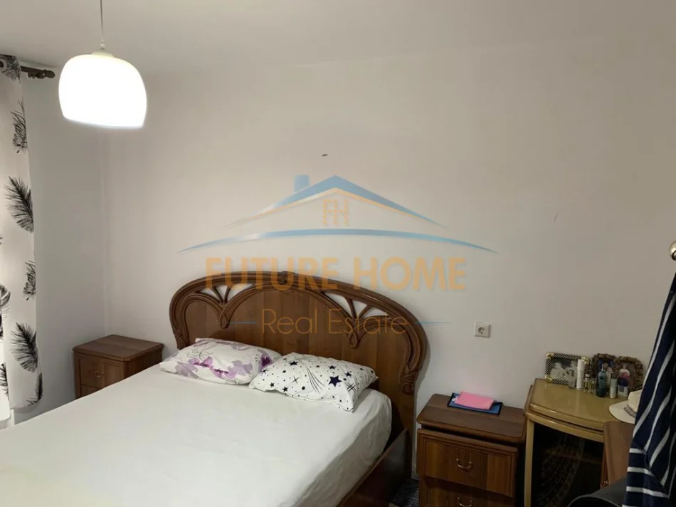 Tirane, jepet me qera apartament 2+1 Kati 4, 78 m² (Siri Kodra)