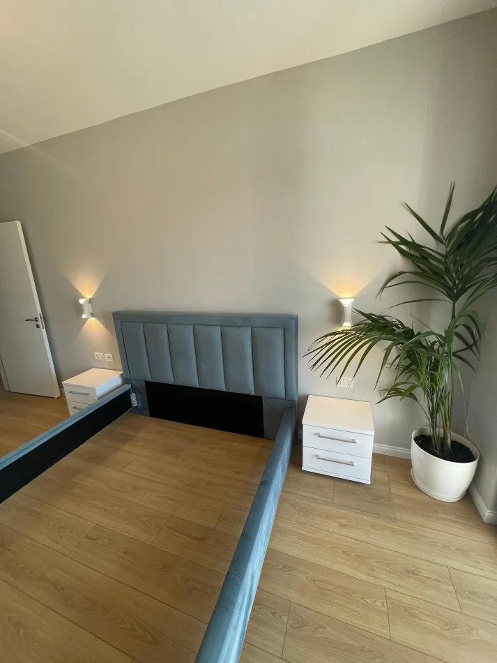 Tirane, shitet apartament 2+1 Kati 4, 89 m² 128.000 € (Bulevardi Migjeni ne Yzberisht)