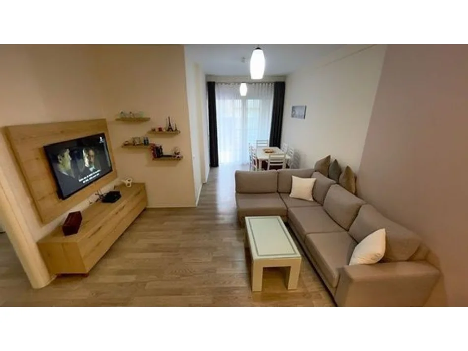 Tirane, jepet me qera apartament 2+1 Kati 5, 82 m² 650 € (Kodra e Diellit)