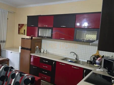Tirane, shitet apartament 1+1 Kati 1, 78 m² 119.999 € (YZBERISHT)