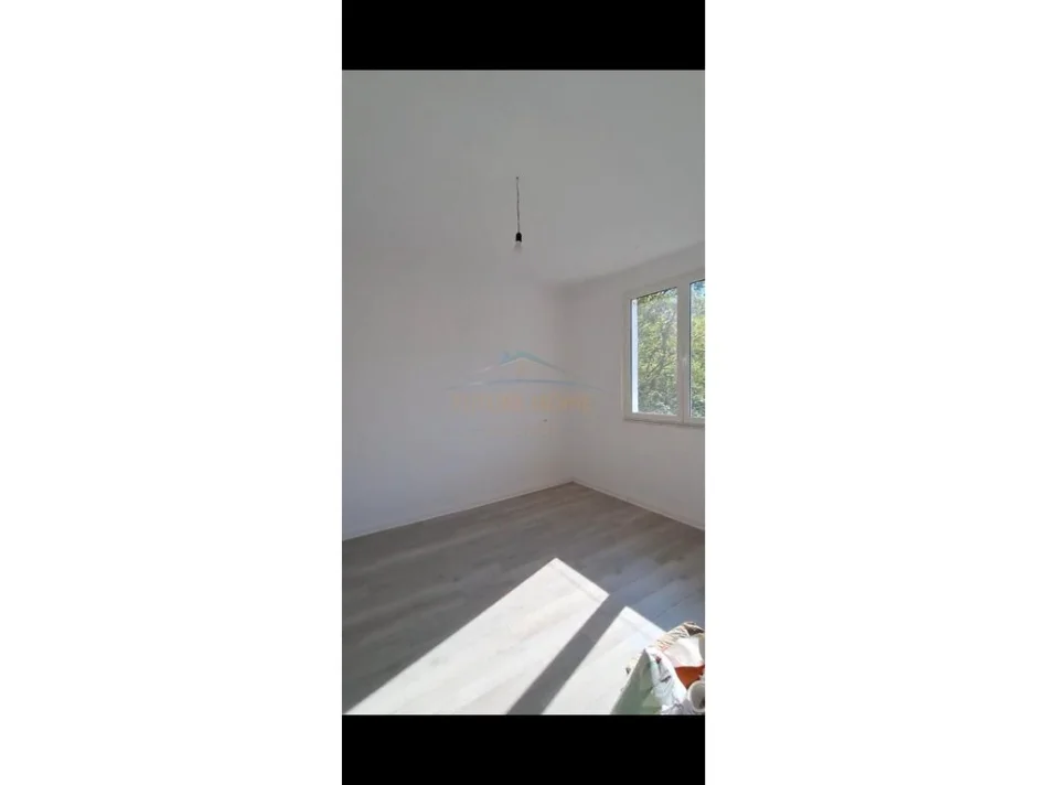 Durres, shitet apartament 2+1 Kati 3, 70 m² 85.000 € 