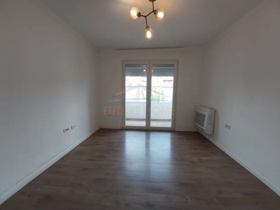 jap me qera ambjent biznesi Kati 2, 102 m² 800 € (MINE PEZA)