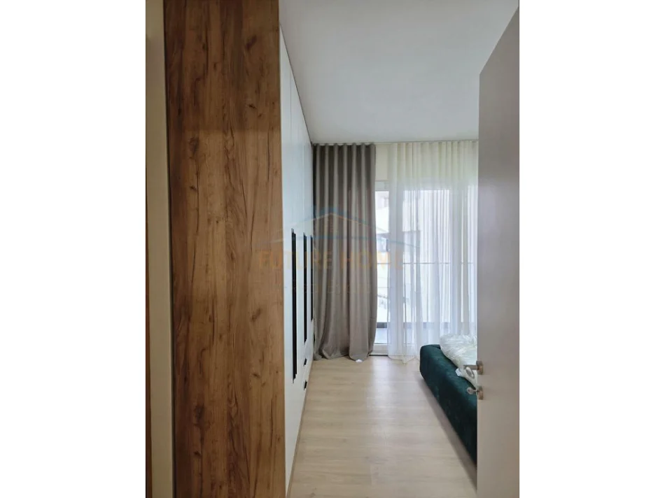 Tirane, jepet me qera apartament 2+1+Ballkon Kati 3, 100 m² 600 € (Bulevard Migjeni)