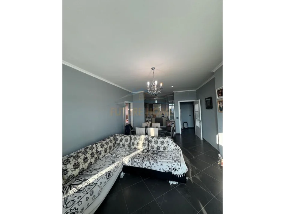 Tirane, shitet apartament 2+1 Kati 4, 97 m² 150.000 € (FRESKU)